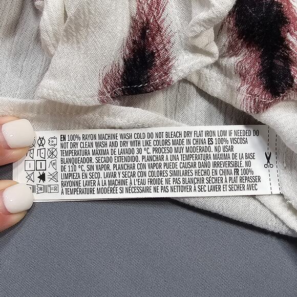 Forever 21 White Crop Top Ruffled V-Neck Long Sleeves Shirt Lightweight Womens S - Picture 5 of 10